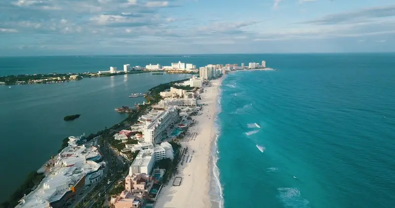 Kein Internet nach der Landung in Cancún (CUN) 2026? Die schnelle eSIM-Checkliste (iPhone + Android)